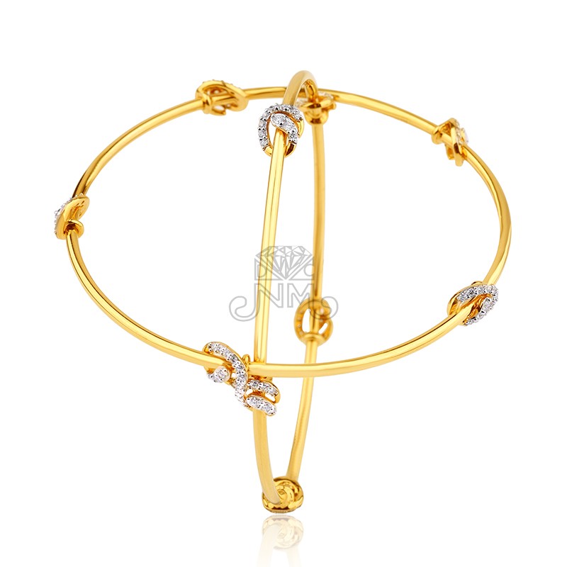 Dazzling Aurum Diamond Bangle - GJ8