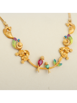 ANTIQUE STONE NECKLACE